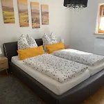 Vier-zimmer-wohnung Mit Garten Zwischen Salzburg Und Koenigssee Appartement Ainring