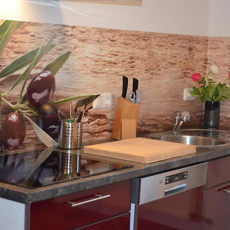 Vier-zimmer-wohnung Mit Garten Zwischen Salzburg Und Koenigssee Appartement *
