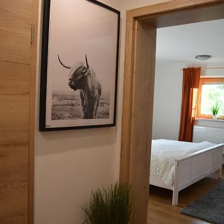 Vier-zimmer-wohnung Mit Garten Zwischen Salzburg Und Koenigssee *